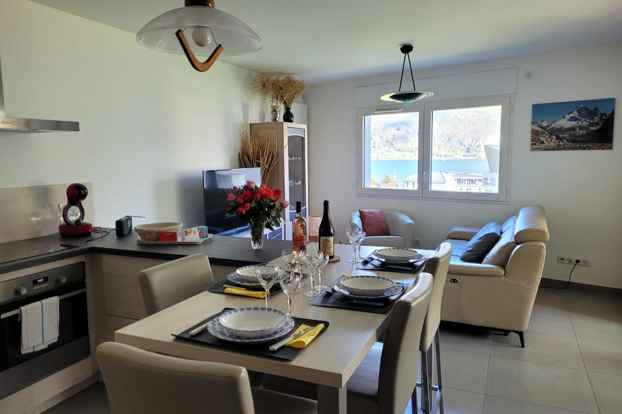 Le Tableau Du Lac 507 - 2 Bedrooms Apartment With Lake View Terrace Аннесі Екстер'єр фото